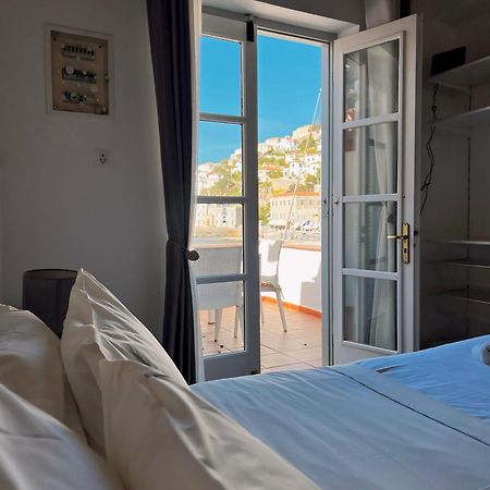 In Hydra Apartment Luaran gambar
