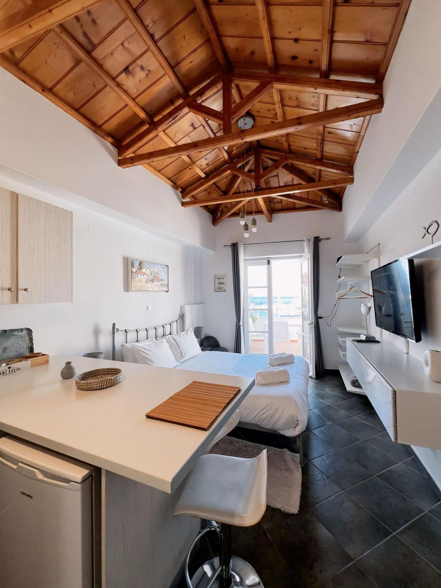 In Hydra Apartment Luaran gambar